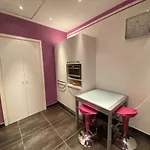 Merveilleux 2p, A 50 M De La Plage, En Plein Centre * مينتون
