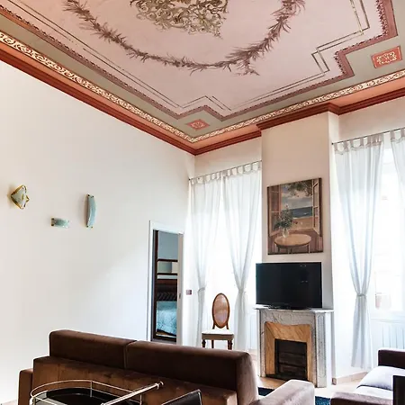 Merveilleux 2p, A 50 M De La Plage, En Plein Centre Menton