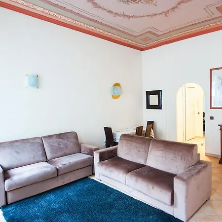 Merveilleux 2p, A 50 M De La Plage, En Plein Centre Menton