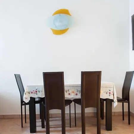 Merveilleux 2p, à 50 M De La Plage, En Plein Centre Apartamento Menton