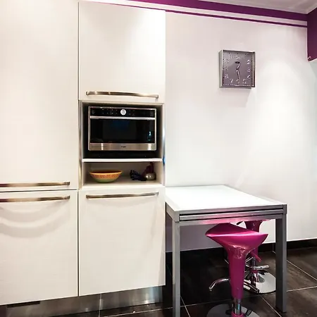Apartment Merveilleux 2p, A 50 M De La Plage, En Plein Centre