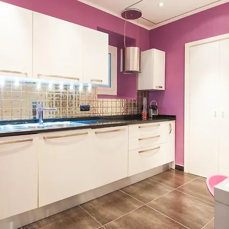 Merveilleux 2p, A 50 M De La Plage, En Plein Centre Apartamento
