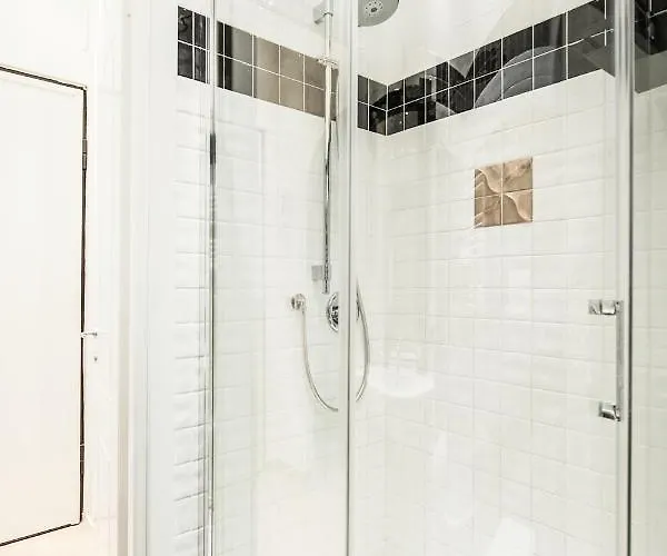 Appartement Merveilleux 2p, à 50 M De La Plage, En Plein Centre