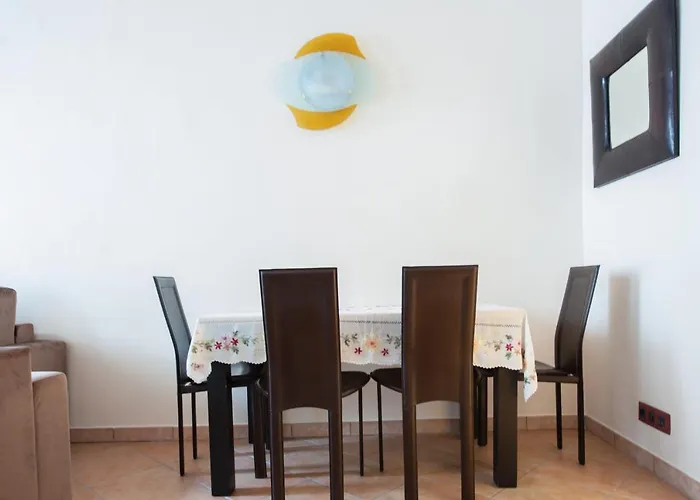 Merveilleux 2p, A 50 M De La Plage, En Plein Centre Apartment Menton